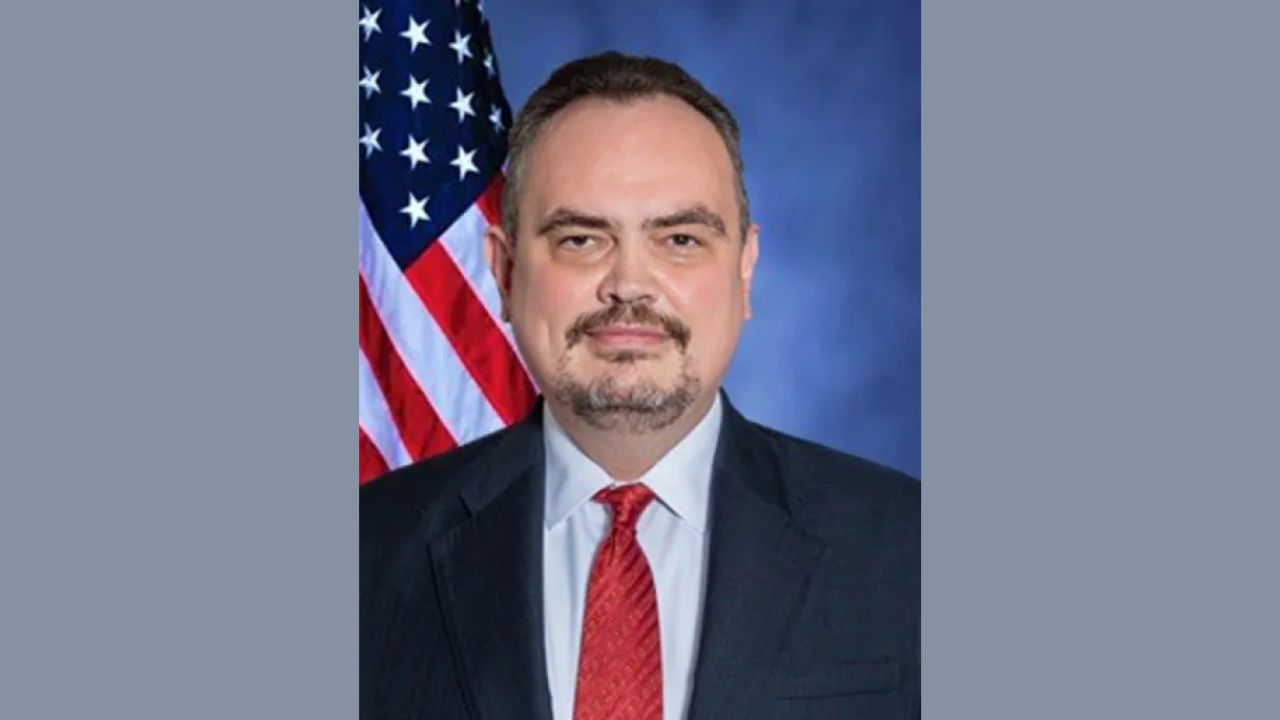 বাংলাদেশে মার্কিন রাষ্ট্রদূত হিসেবে মনোনীত হলেন ব্রেন্ট ক্রিস্টেনসেন